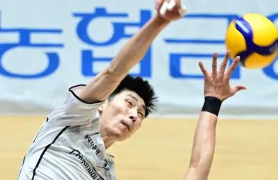 공격하는 현대캐피탈 장추안