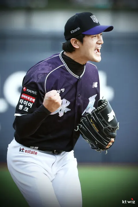 KT 위즈 관련 사진